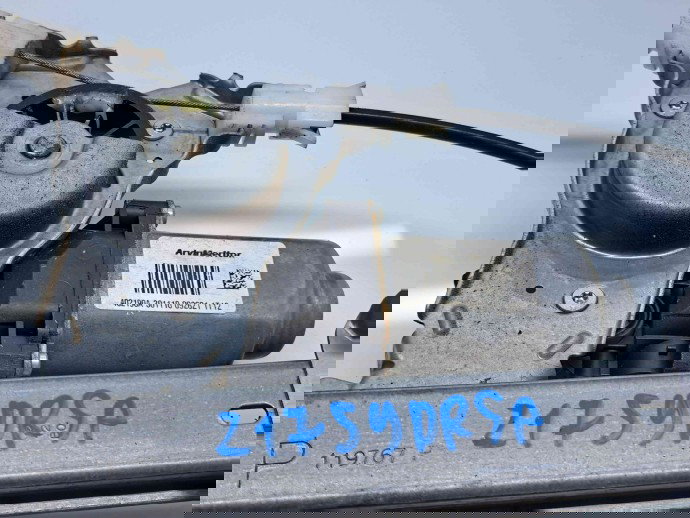 Macara electrica geam dreapta spate Nissan Qashqai [Fabr 2007-2014] 402190A