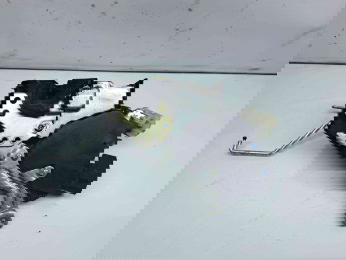 Broasca haion Toyota Rav 4 II (CLA2, XA2, ZCA2, ACA2) [Fabr 2000-2006] OEM