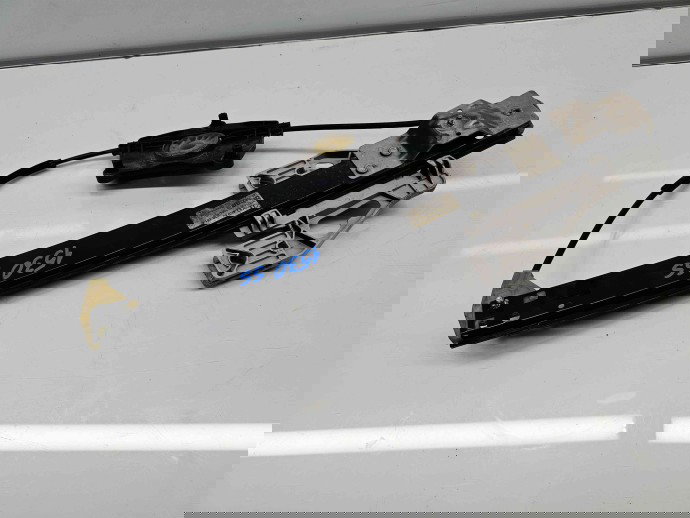 Macara electrica geam stanga spate Audi A4 (8K5, B8) Avant [Fabr 2008-2015] 8K0839461A