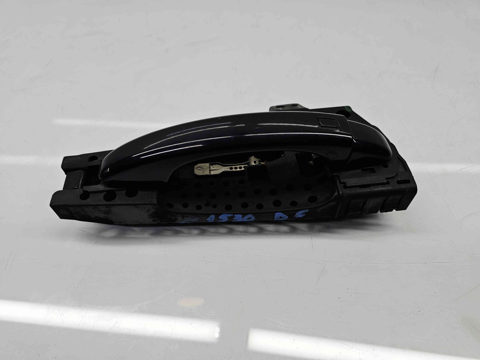 Maner usa dreapta fata Audi A4 (8K5, B8) Avant [Fabr 2008-2015] LZ9Y - imagine 2