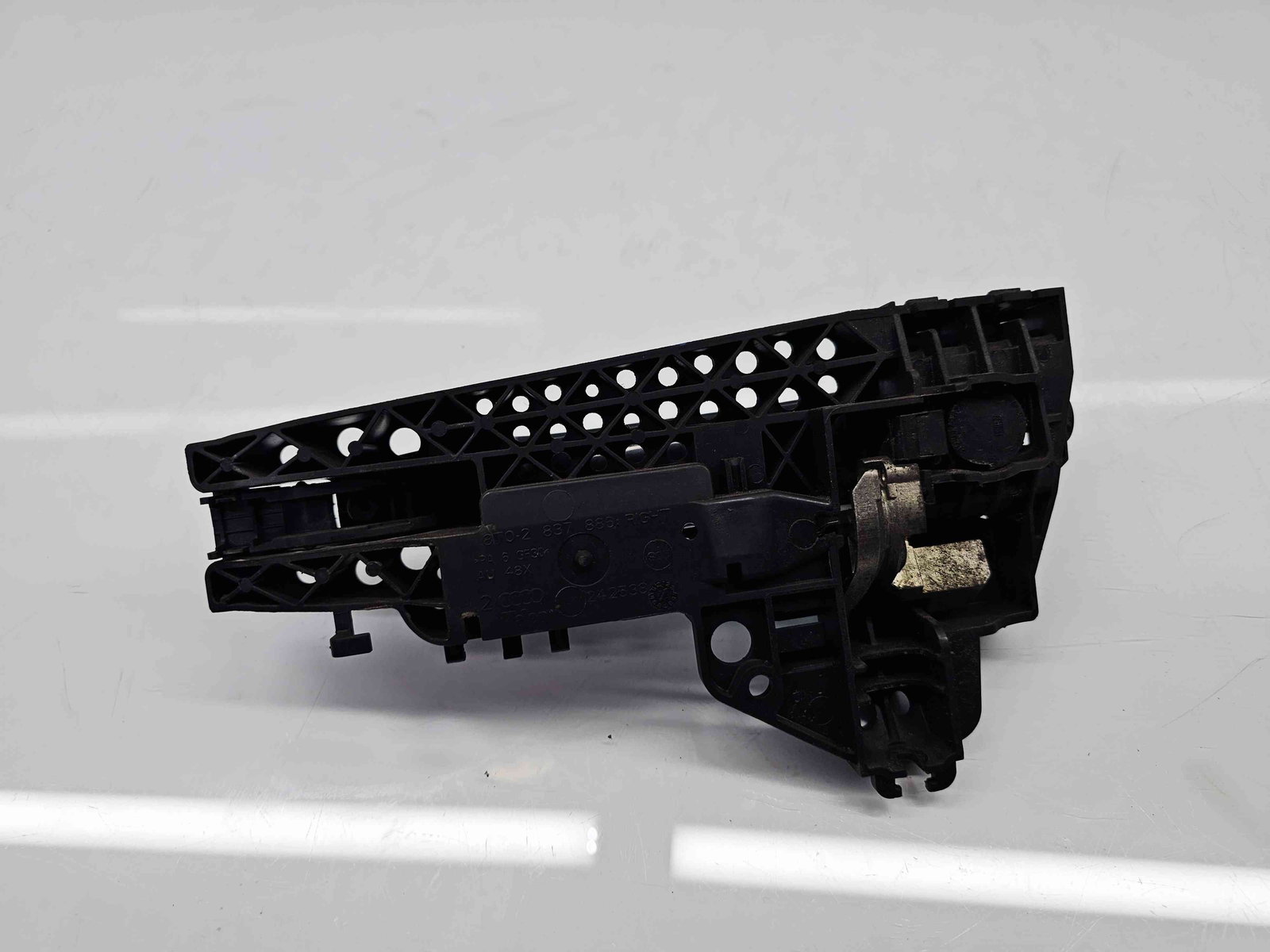 Maner usa dreapta fata Audi A4 (8K5, B8) Avant [Fabr 2008-2015] LZ9Y - imagine 6