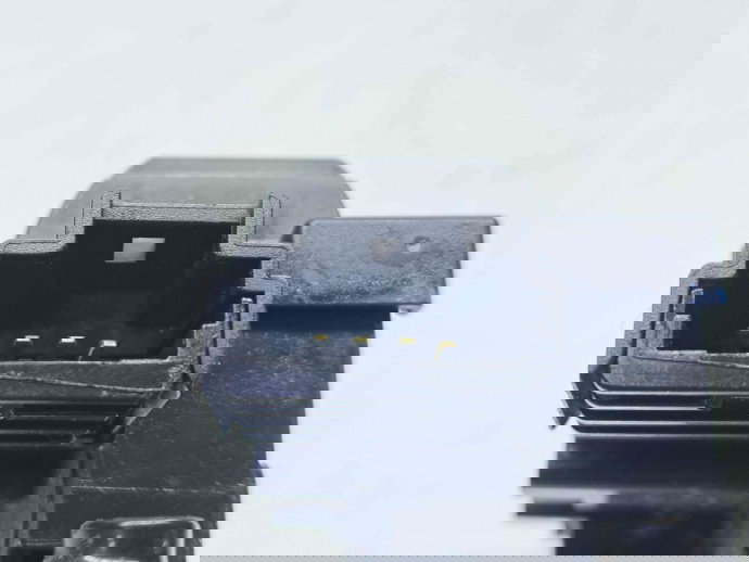 Broasca haion Nissan Qashqai Facelift (2) [Fabr 2009-2013] 90502EY10D