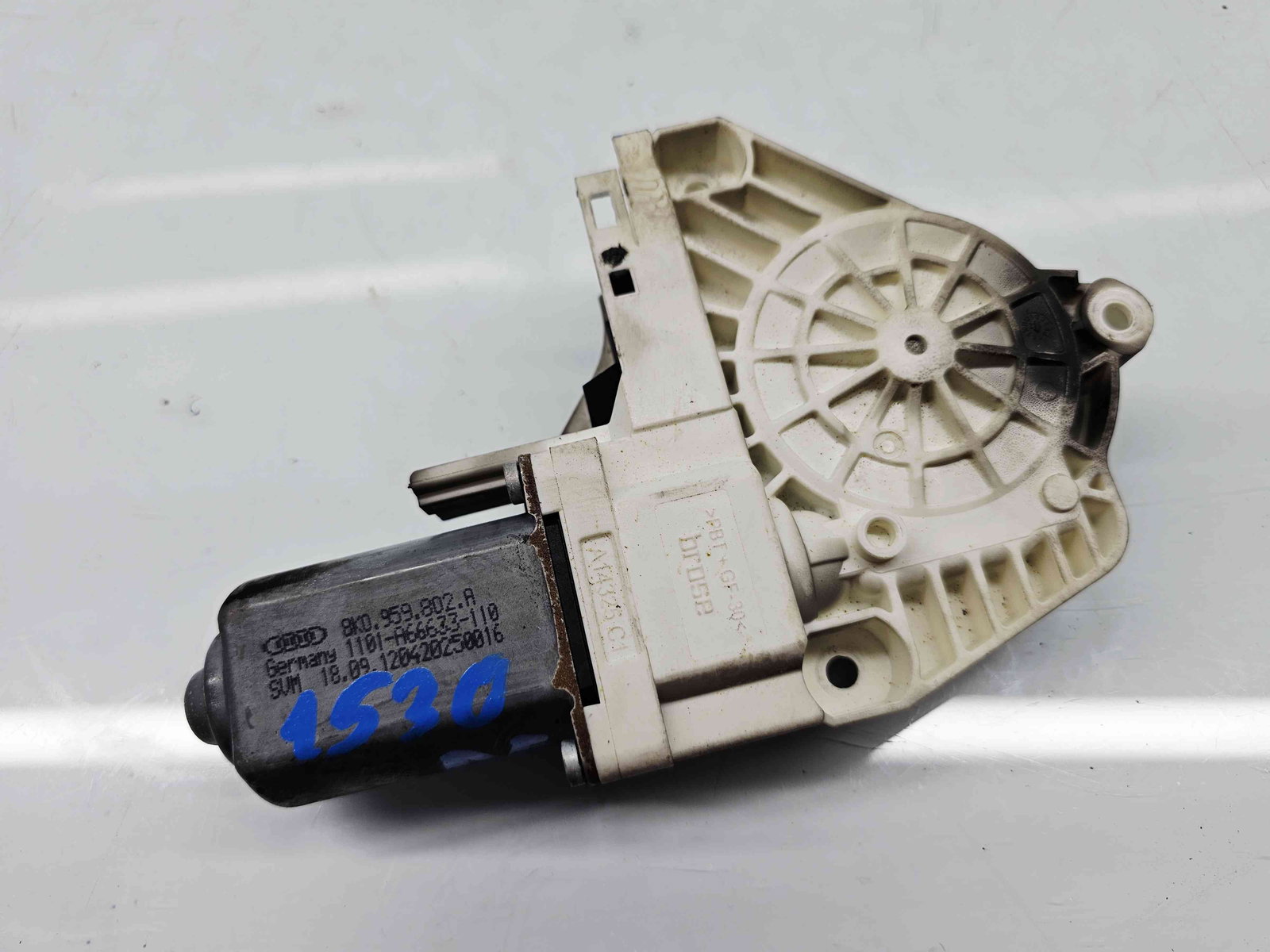 Motoras geam dreapta fata Audi A4 (8K5, B8) Avant [Fabr 2008-2015] 8K0959802A - imagine 3