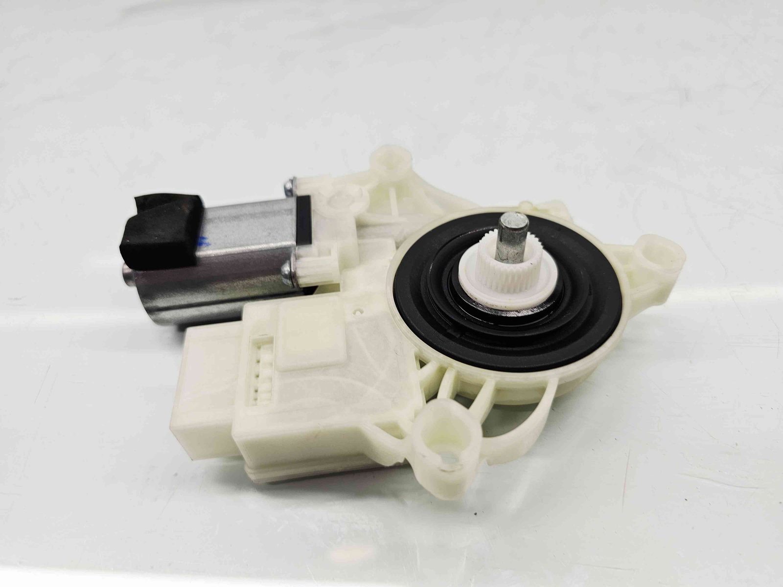 Motoras geam stanga spate Bmw 3 Saloon (G20) [Fabr 2018-2025] 8495867 - imagine 1