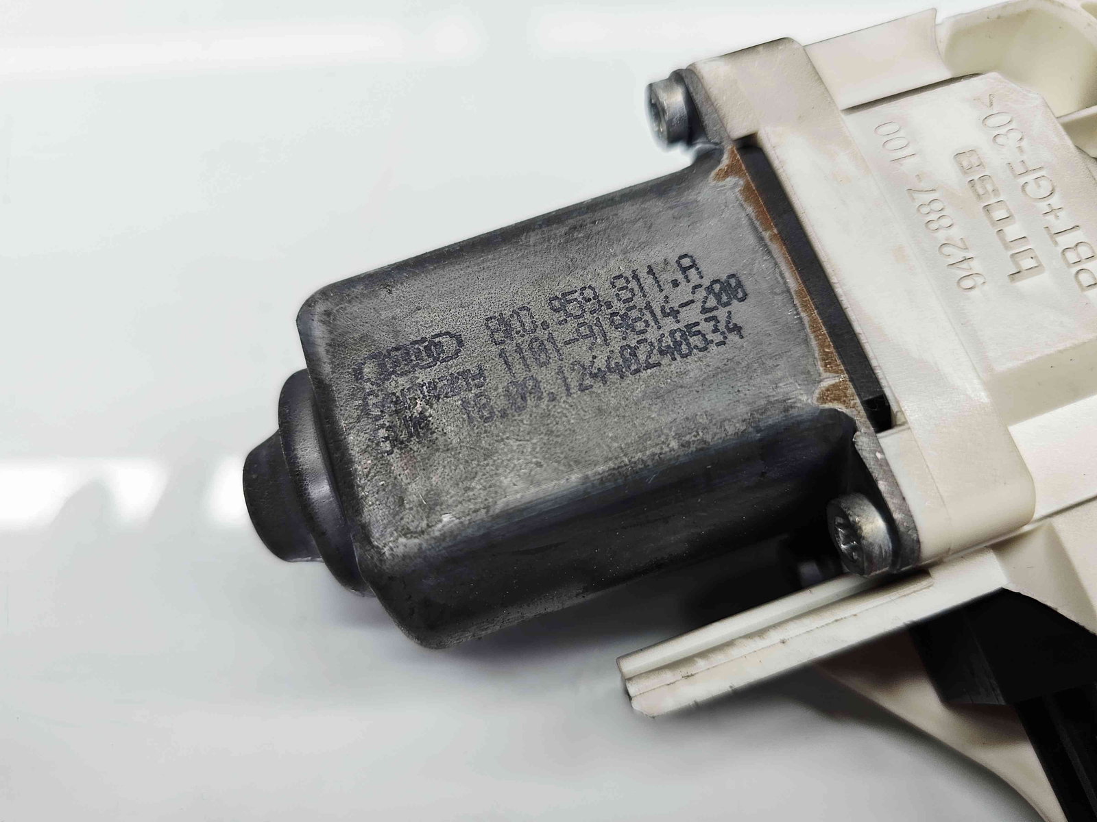 Motoras geam stanga spate Audi A4 (8K5, B8) Avant [Fabr 2008-2015] 8K0959811A - imagine 5