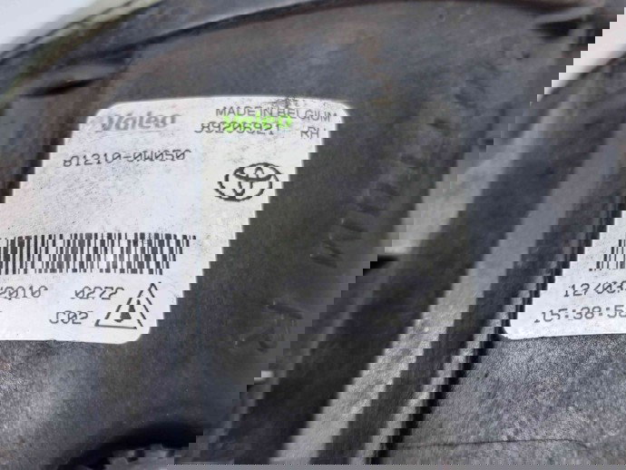  Proiector ceata dreapta Toyota Rav 4 III (ACA3, ACE, ALA3, GSA3, ZSA3) [Fabr 2005-2013] Facelift 81210-0W050