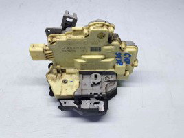 Broasca usa stanga spate Audi A3 Sportback (8PA) [Fabr 2004-2013] 4F0839015