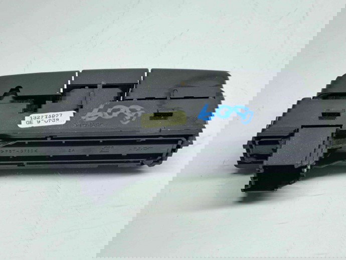  Buton avarii Opel Insignia A [Fabr 2008-2016] 13271927