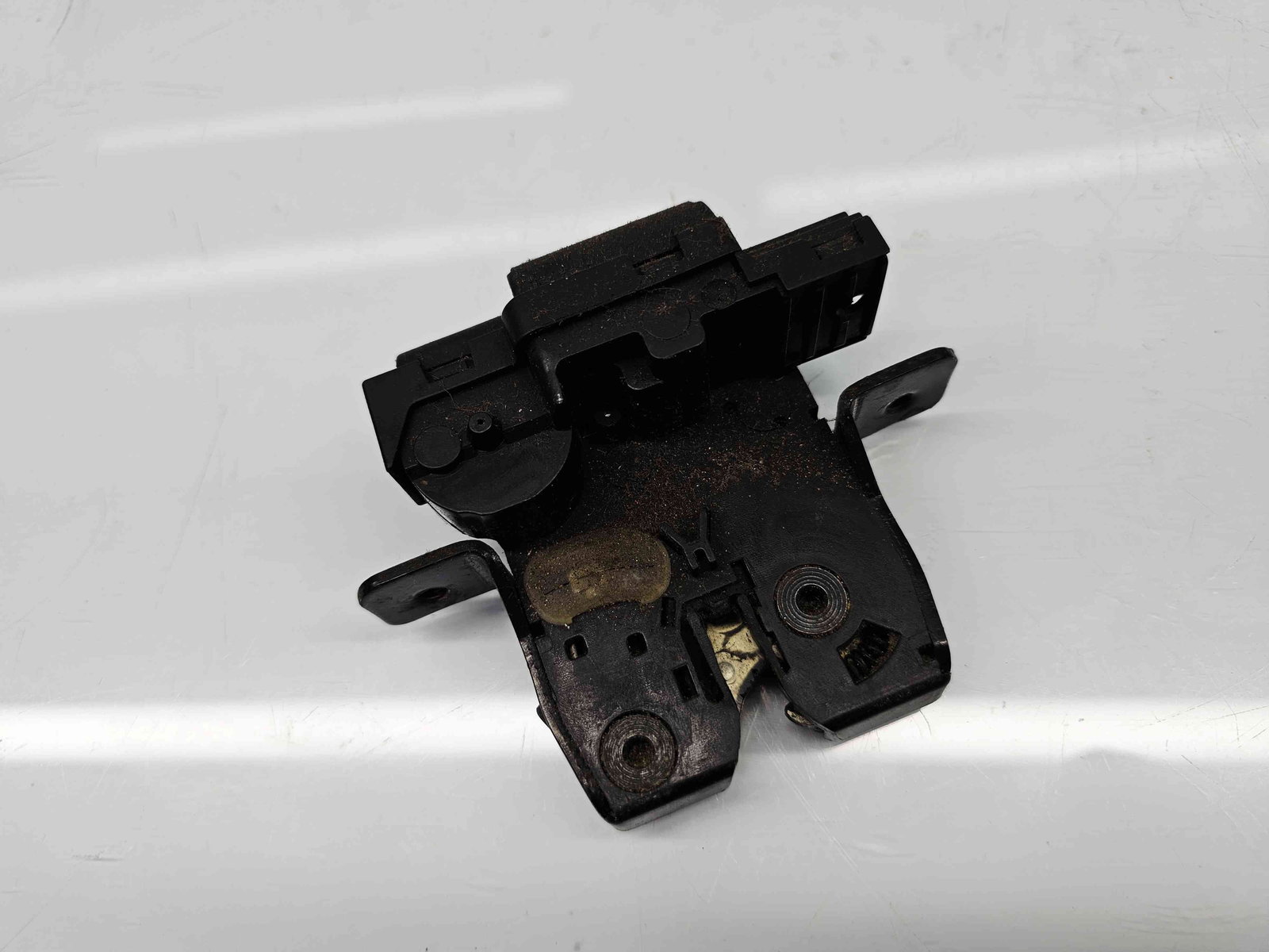 Broasca haion Nissan Qashqai [Fabr 2007-2014] 90502EY10A - imagine 2