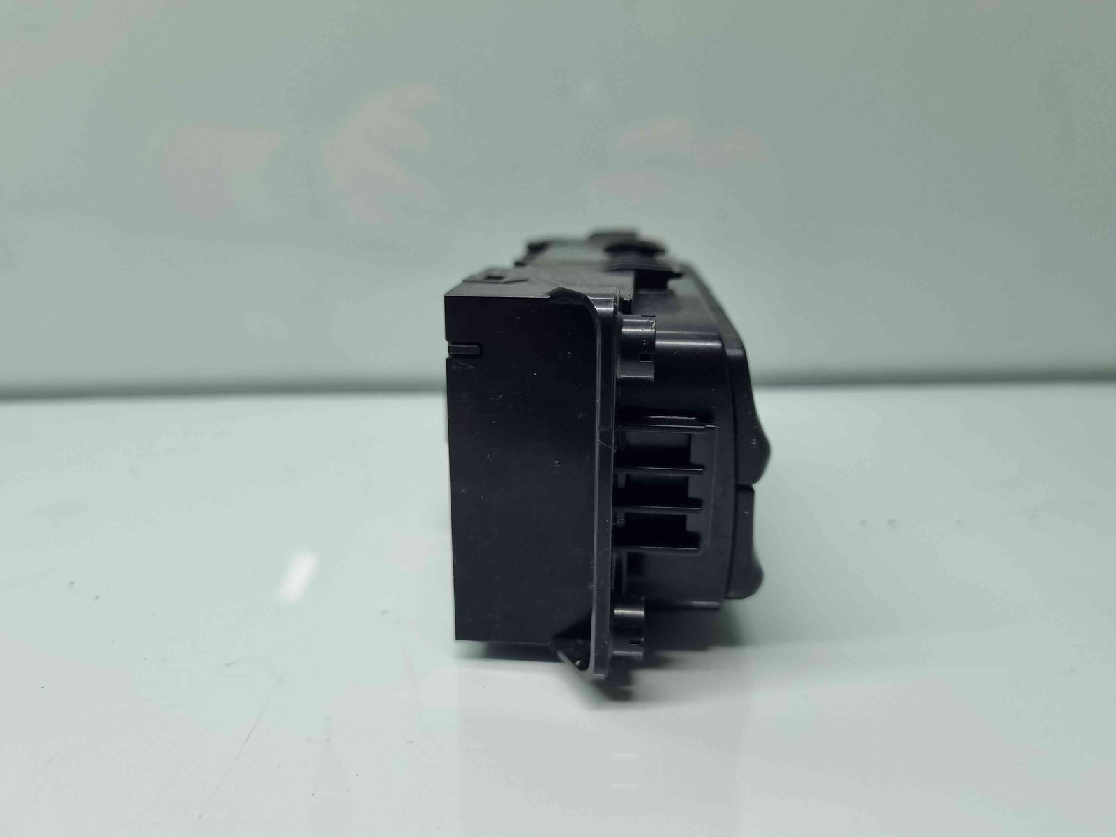 Buton reglaj far Kia Sportage IV [Fabr 2016-2025] 93700-F1500WK - imagine 2