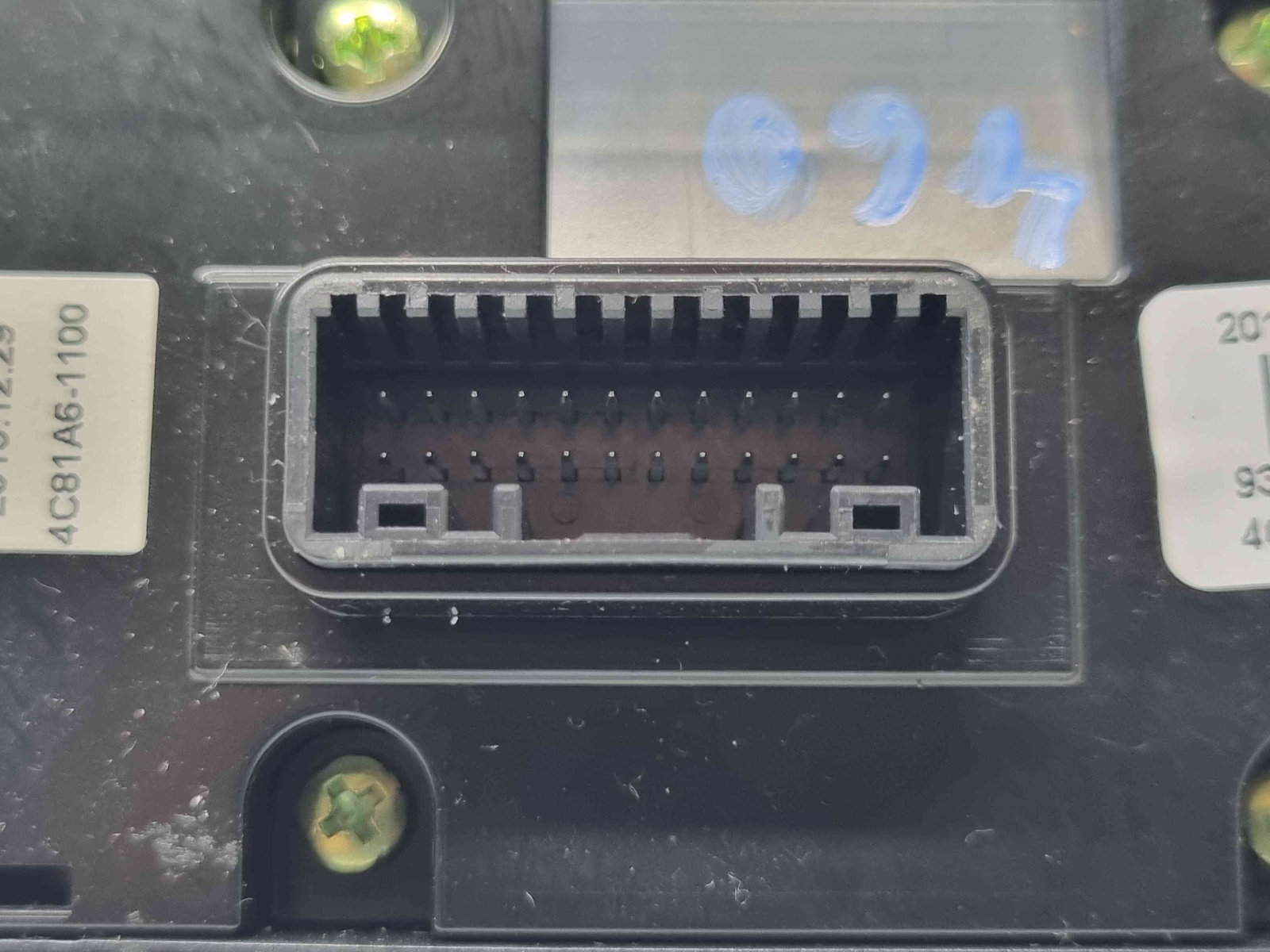 Buton reglaj far Kia Sportage IV [Fabr 2016-2025] 93700-F1500WK - imagine 6