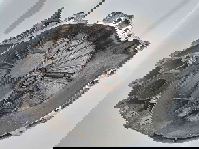 Cutie viteze manuala 6 trepte Volvo V40 II Rdesign [Fabr 2013-2019] 2.0 Benz B4204TGU1R7002FEA 90KW / 122CP