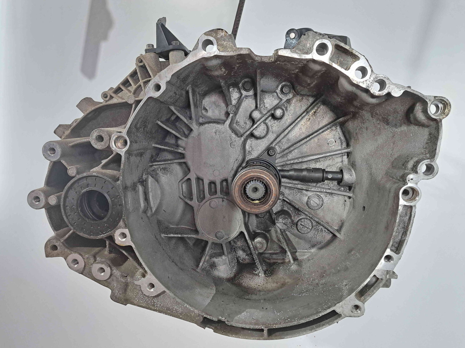 Cutie viteze manuala 6 trepte Volvo V40 II Rdesign [Fabr 2013-2019] 2.0 Benz B4204TGU1R7002FEA 90KW / 122CP - imagine 1