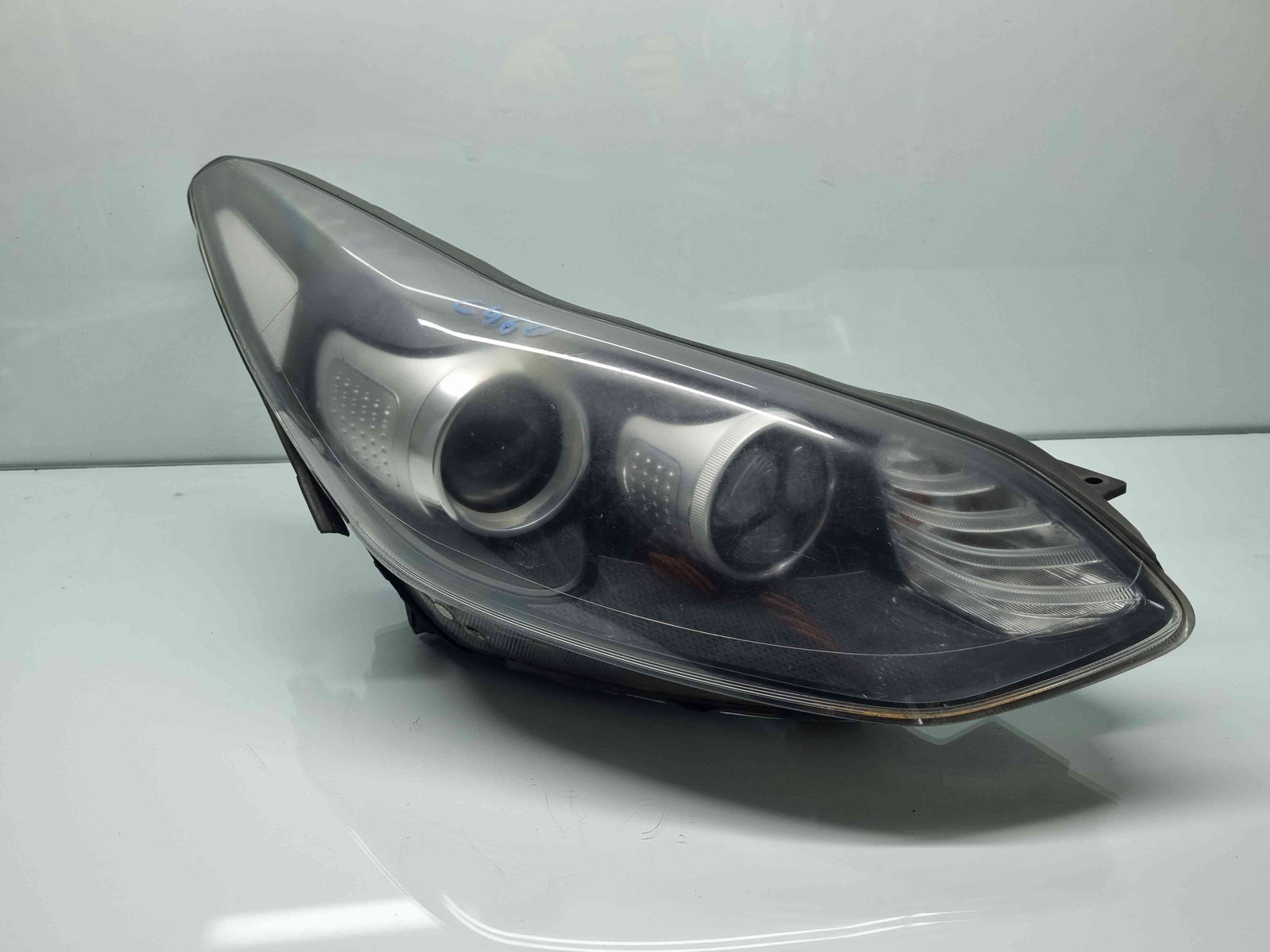 Far dreapta Kia Sportage IV [Fabr 2016-2025] 92102-F1040 - imagine 1