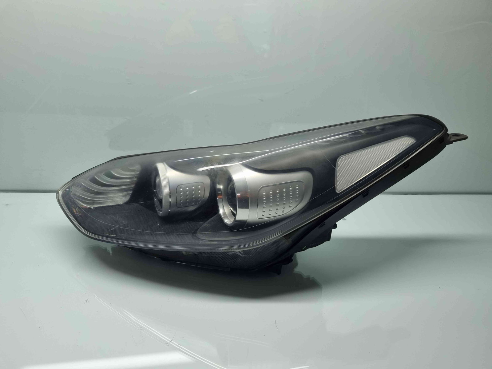 Far stanga Kia Sportage IV [Fabr 2016-2025] 92101-F1040 - imagine 2