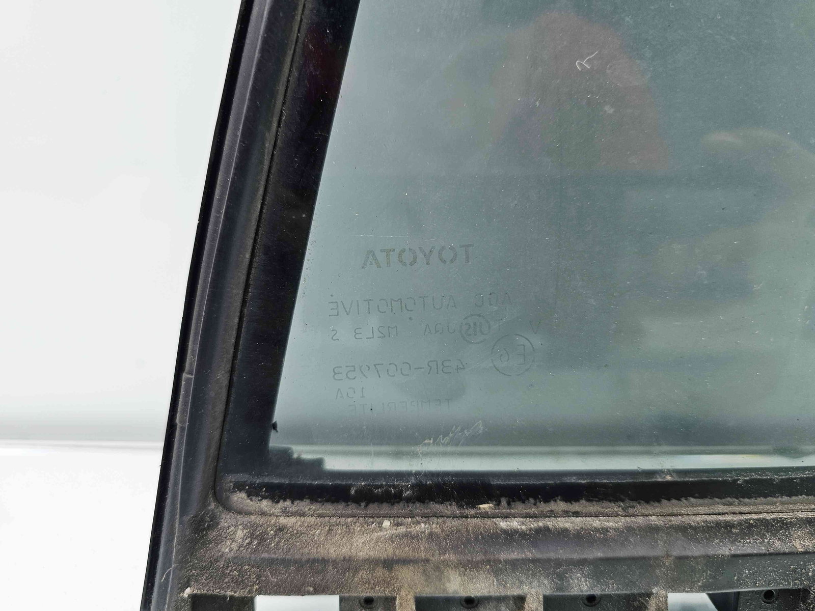 Geam fix usa dreapta spate Toyota Rav 4 III (ACA3, ACE, ALA3, GSA3, ZSA3) [Fabr 2005-2013] Facelift OEM - imagine 2