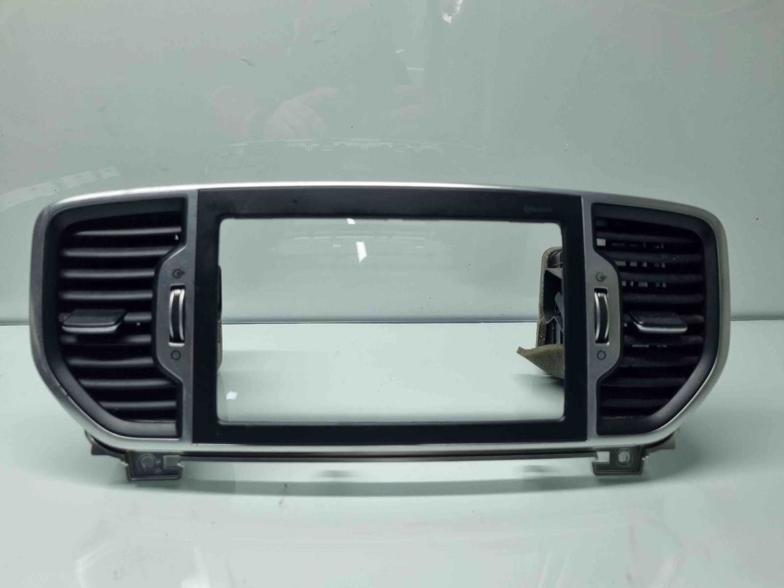 Grila aerisire centrala Kia Sportage IV [Fabr 2016-2025] 97410-F1000 / 97420-F1000 - imagine 1