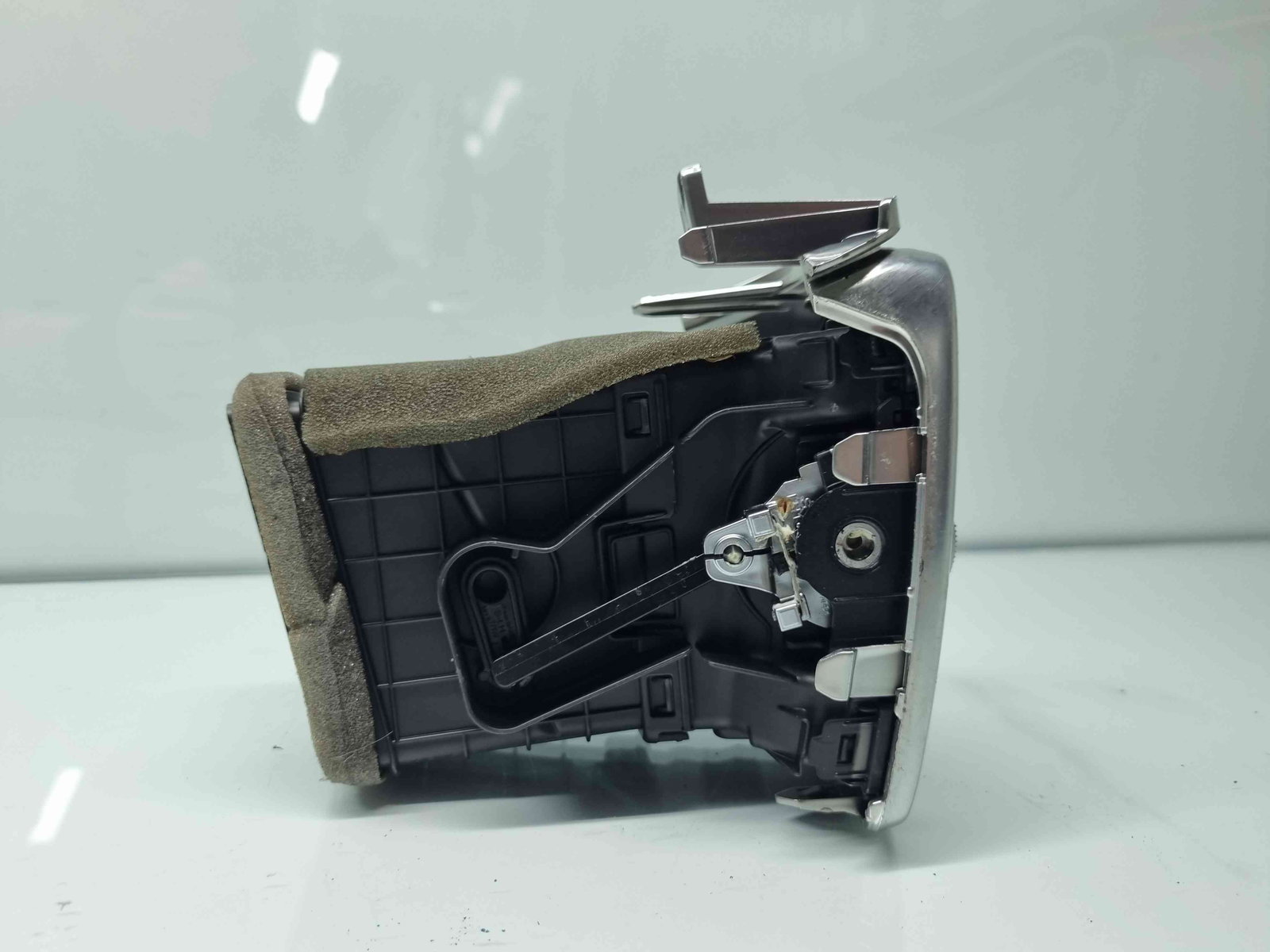 Grila aerisire stanga Kia Sportage IV [Fabr 2016-2025] 97480F1900SA1 - imagine 2