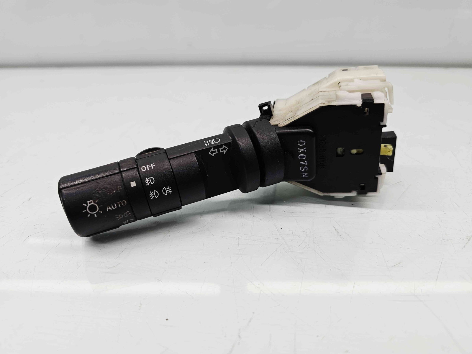 Maneta semnalizare Nissan Qashqai [Fabr 2007-2014] OEM - imagine 1