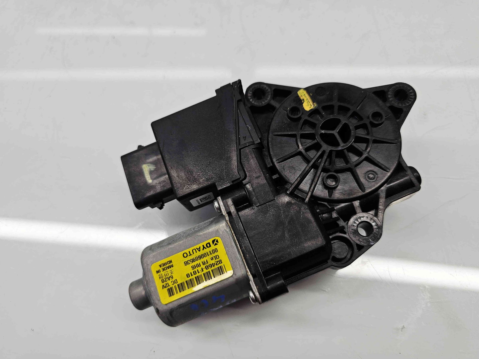 Motoras geam dreapta fata Kia Sportage IV [Fabr 2016-2025] 82460-F1010 - imagine 4