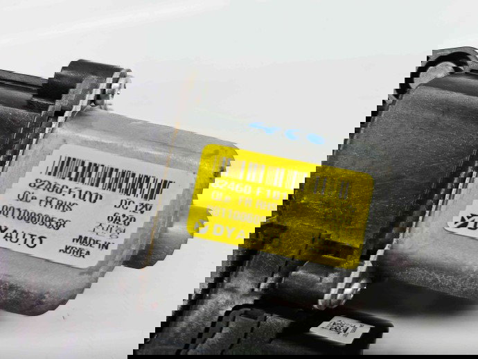 Motoras geam dreapta fata Kia Sportage IV [Fabr 2016-2025] 82460-F1010