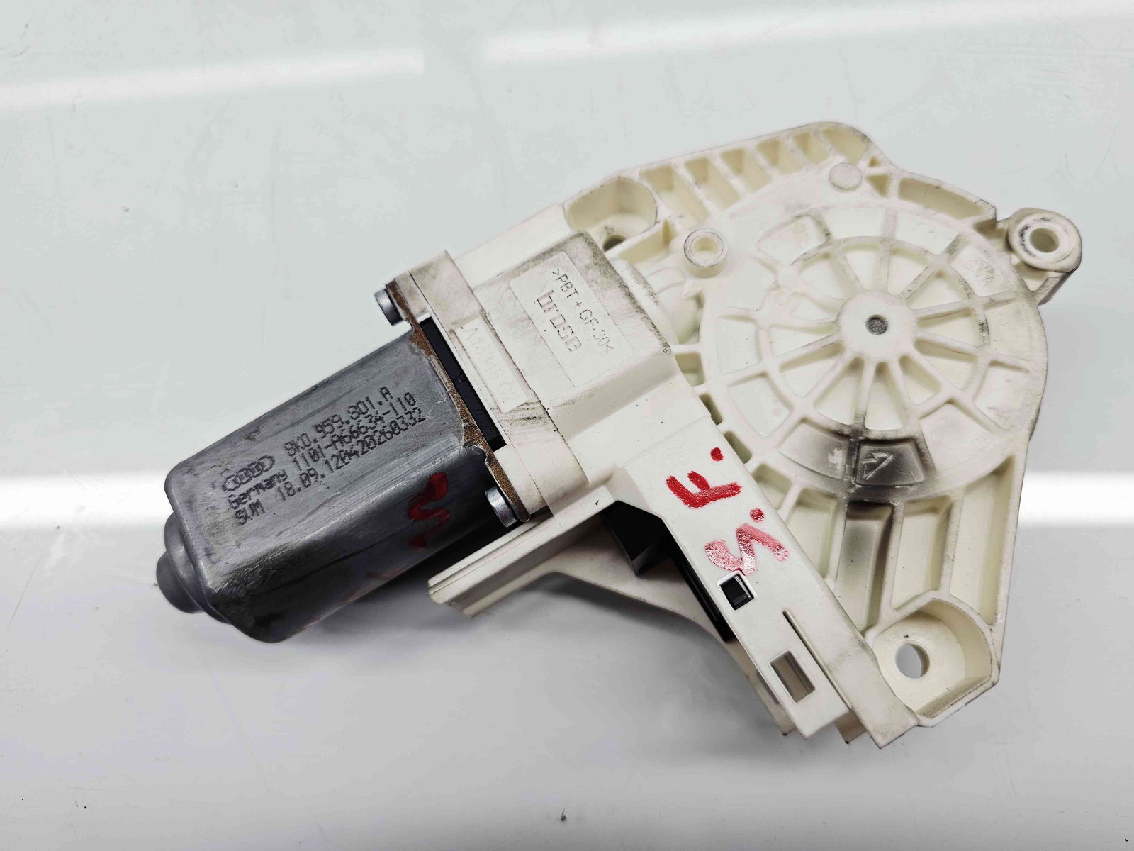 Motoras geam stanga fata Audi A4 (8K5, B8) Avant [Fabr 2008-2015] 8K0959801A - imagine 4