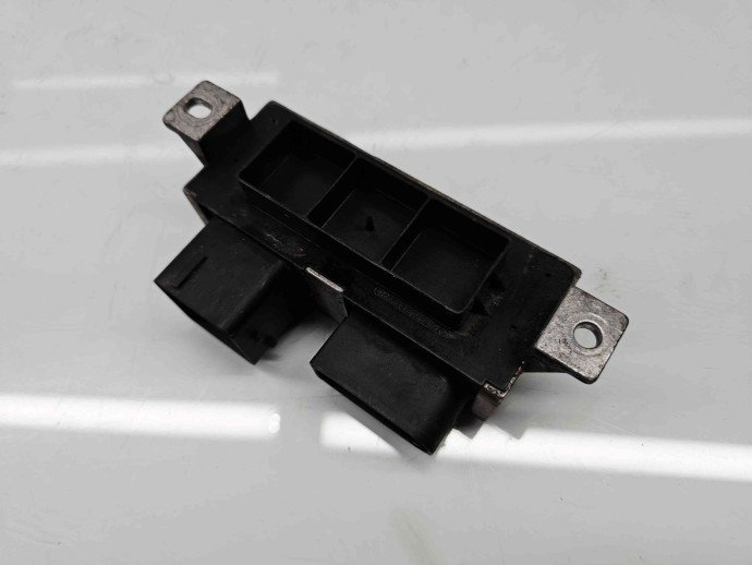  Releu NissanQashqai [Fabr 2007-2014] 8200558438 