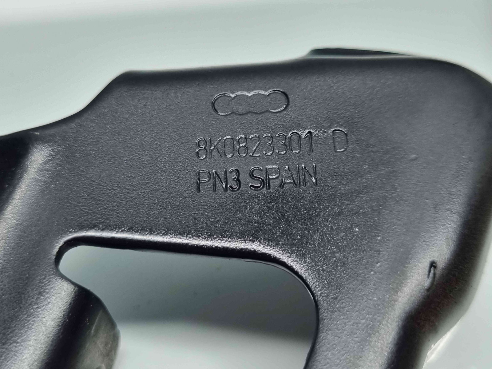 Set balamale capota Audi A4 (8K5, B8) Avant [Fabr 2008-2015] 8K0823302D / 8K0823301D - imagine 3