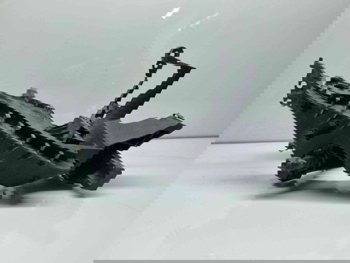 Suport far dreapta Audi A4 (8K5, B8) Avant [Fabr 2008-2015] 8K0805608B