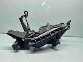 Suport far stanga Audi A4 (8K5, B8) Avant [Fabr 2008-2015] 8K0805607B