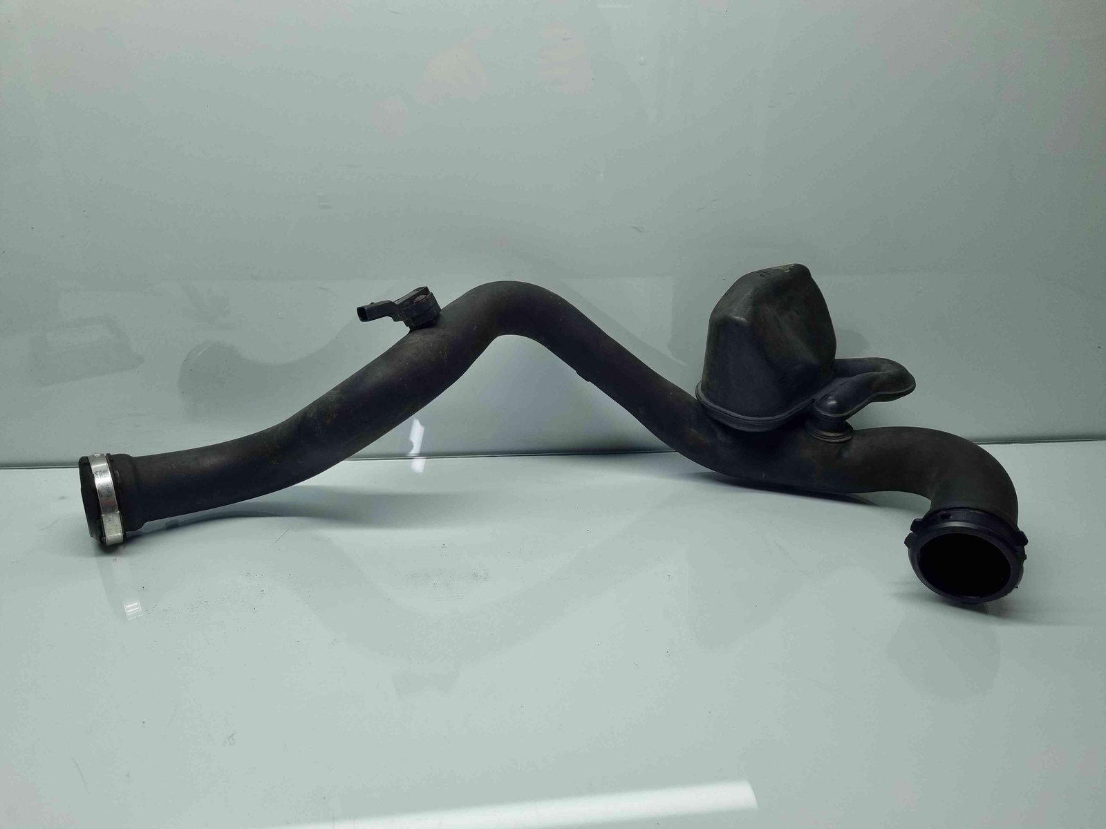 Tub admisie aer Audi A4 (8K5, B8) Avant [Fabr 2008-2015] 03G129629 2.0 TDI CJCA 105KW / 143CP - imagine 2