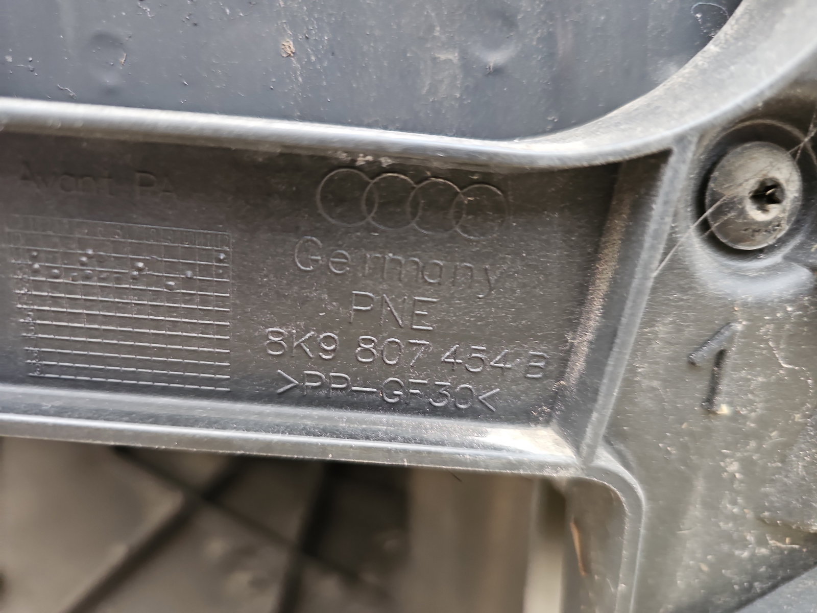 Suport bara dreapta spate AUDI A4 (8K5, B8) Avant [Fabr 2008-2015] 8K9807454B - imagine 2