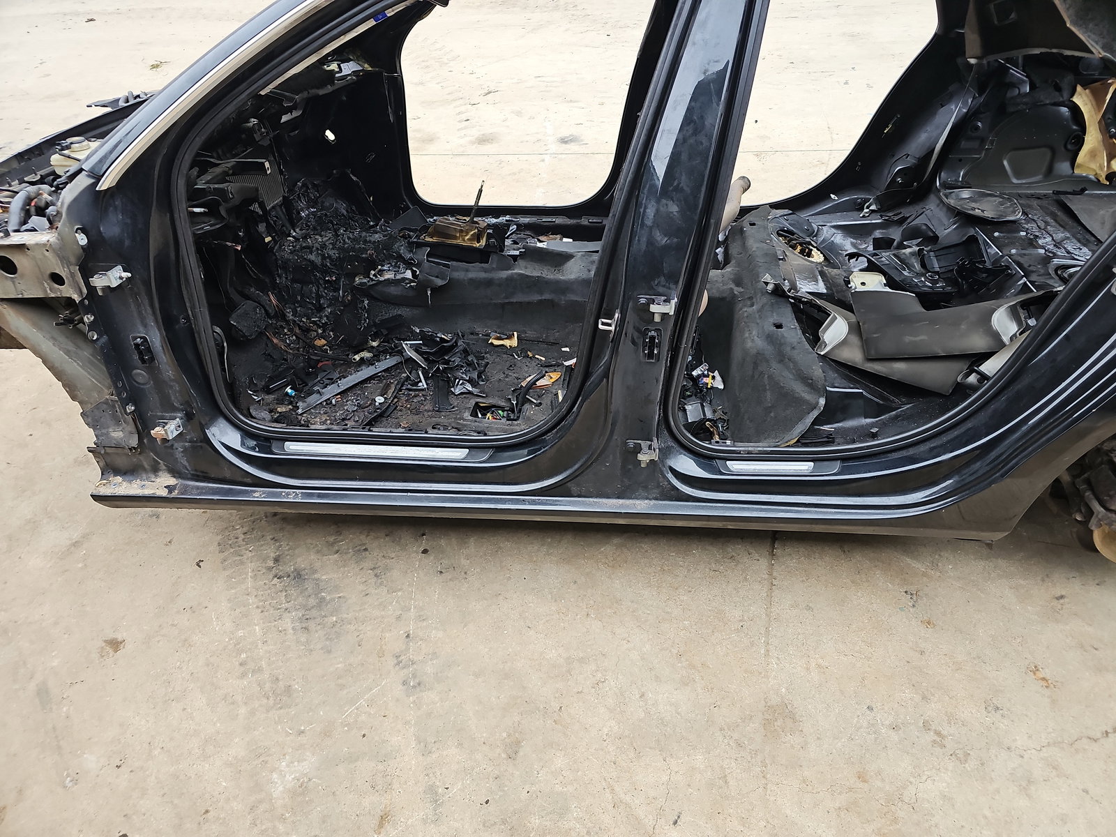 Prag lateral stanga AUDI A4 (8K5, B8) Avant [Fabr 2008-2015] - imagine 2