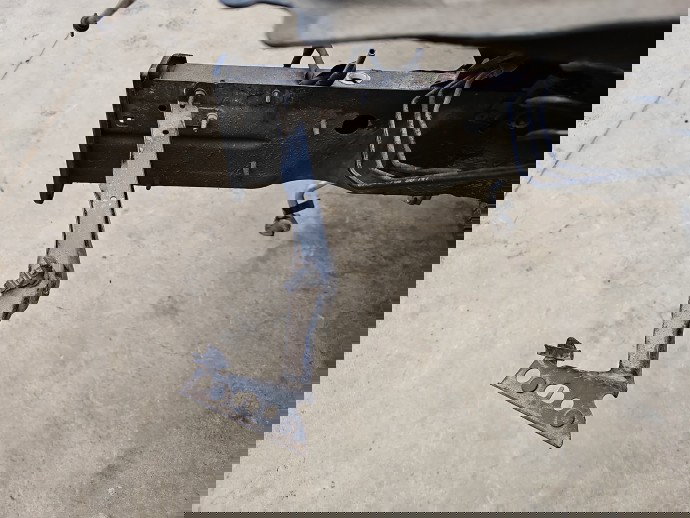 Suport aripa stanga fata AUDI A4 (8K5, B8) Avant [Fabr 2008-2015] 8K0821135