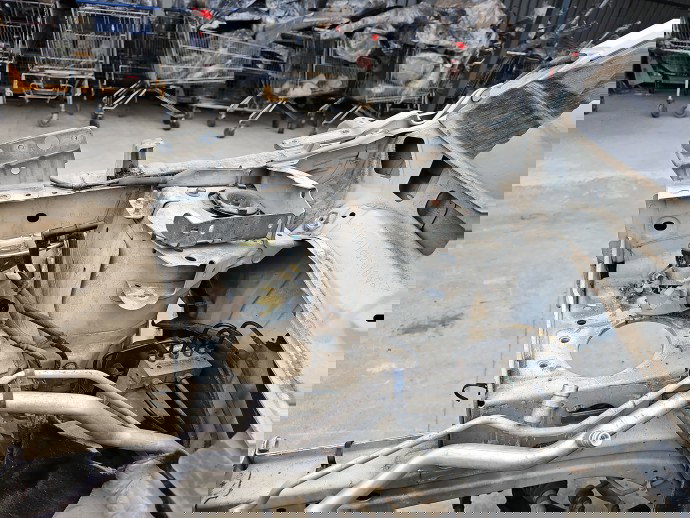 Semi aripa dreapta Nissan Qashqai [Fabr 2007-2014] OEM