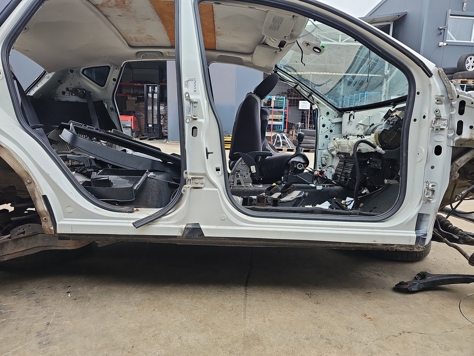 Prag lateral dreapta Nissan Qashqai [Fabr 2007-2014] OEM - imagine 1