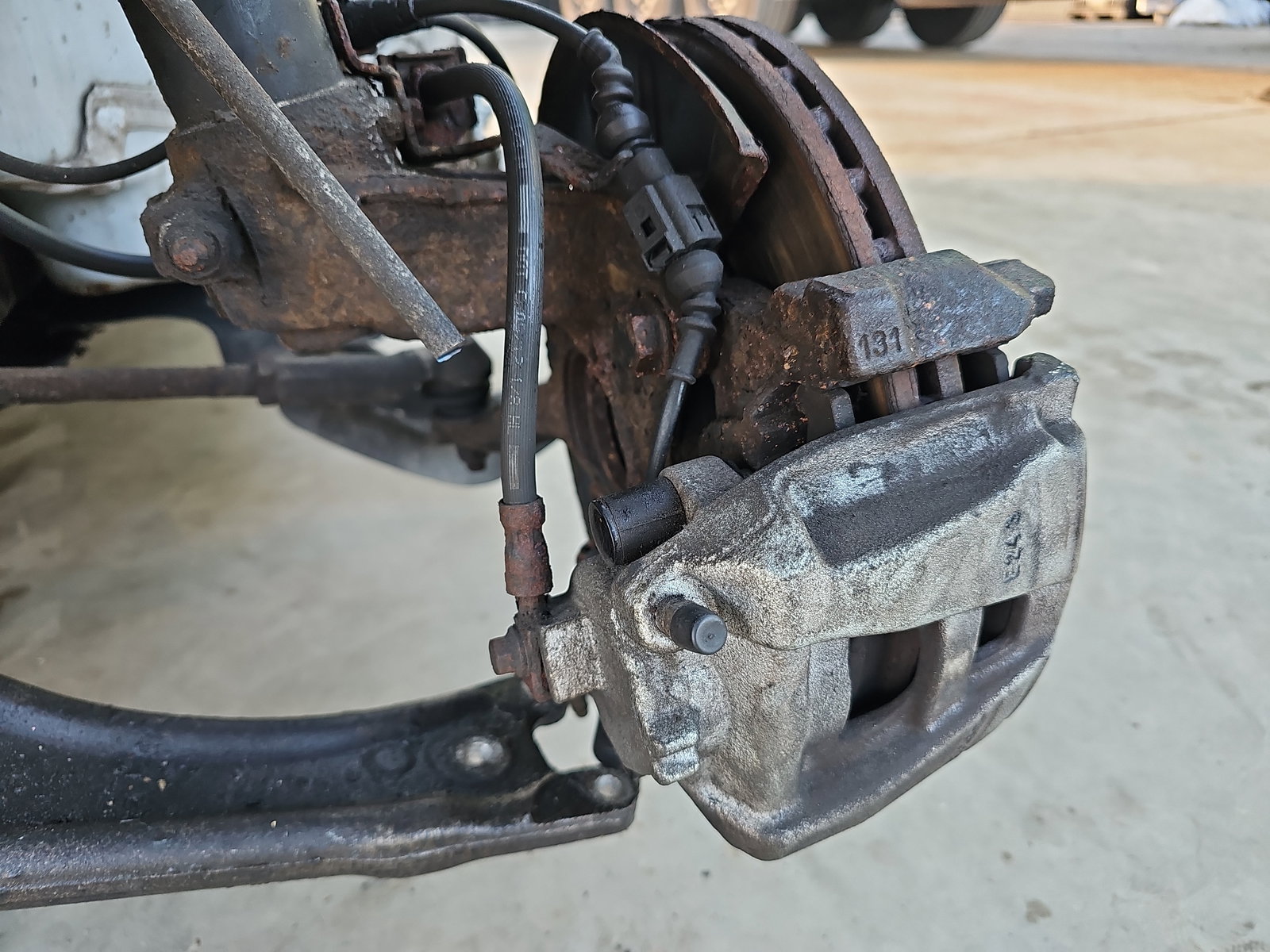 Fuzeta fata stanga AUDI Q3 (8UB) [Fabr 2011-2018] 2.0 TDI CFFB 103KW / 140CP - imagine 3