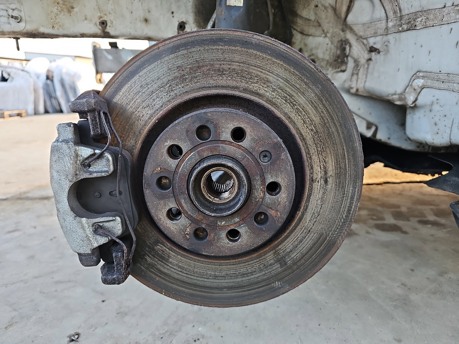 Fuzeta fata stanga AUDI Q3 (8UB) [Fabr 2011-2018] 2.0 TDI CFFB 103KW / 140CP - imagine 4