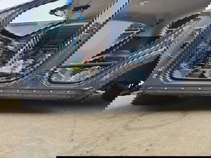 Prag lateral stanga KIA Sportage IV [Fabr 2016-2025] OEM