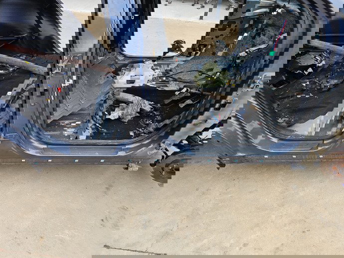 Prag lateral dreapta KIA Sportage IV [Fabr 2016-2025] OEM