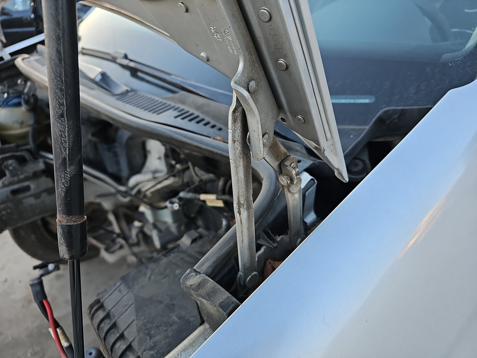 Set balamale capota Volkswagen Caddy 3 (2KA, 2KH) [Fabr 2004-2009] OEM - imagine 2