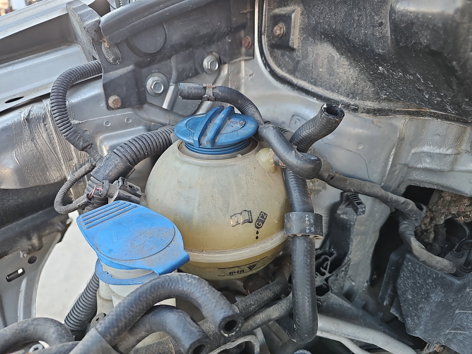 Vas expansiune Volkswagen Caddy 3 (2KA, 2KH) [Fabr 2004-2009] OEM - imagine 1