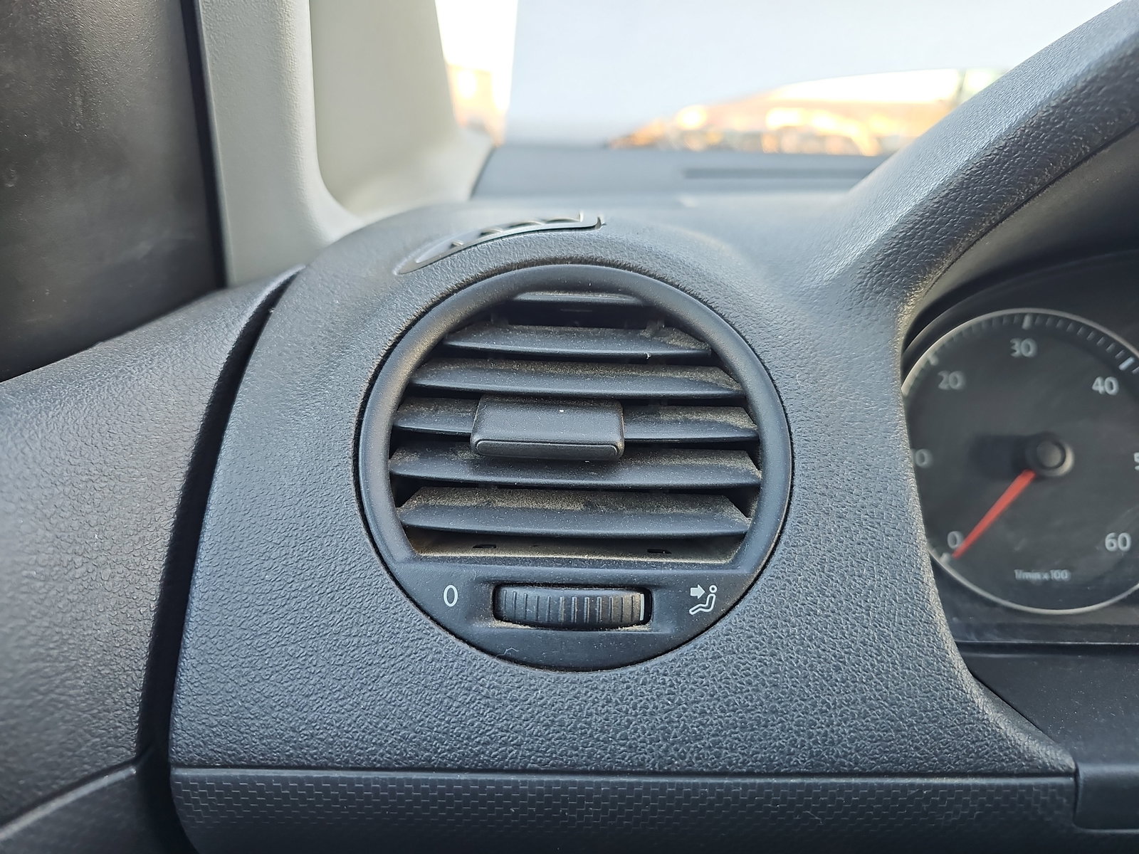 Grila aerisire stanga Volkswagen Caddy 3 (2KA, 2KH) [Fabr 2004-2009] OEM