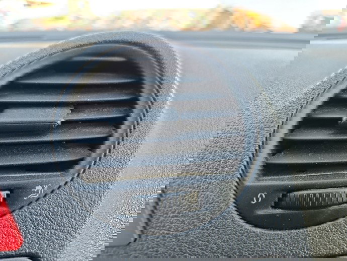  Grila aerisire centrala dreapta Volkswagen Caddy 3 (2KA, 2KH) [Fabr 2004-2009] OEM