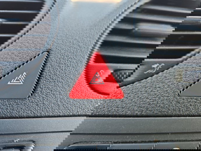  Buton avarii Volkswagen Caddy 3 (2KA, 2KH) [Fabr 2004-2009] OEM