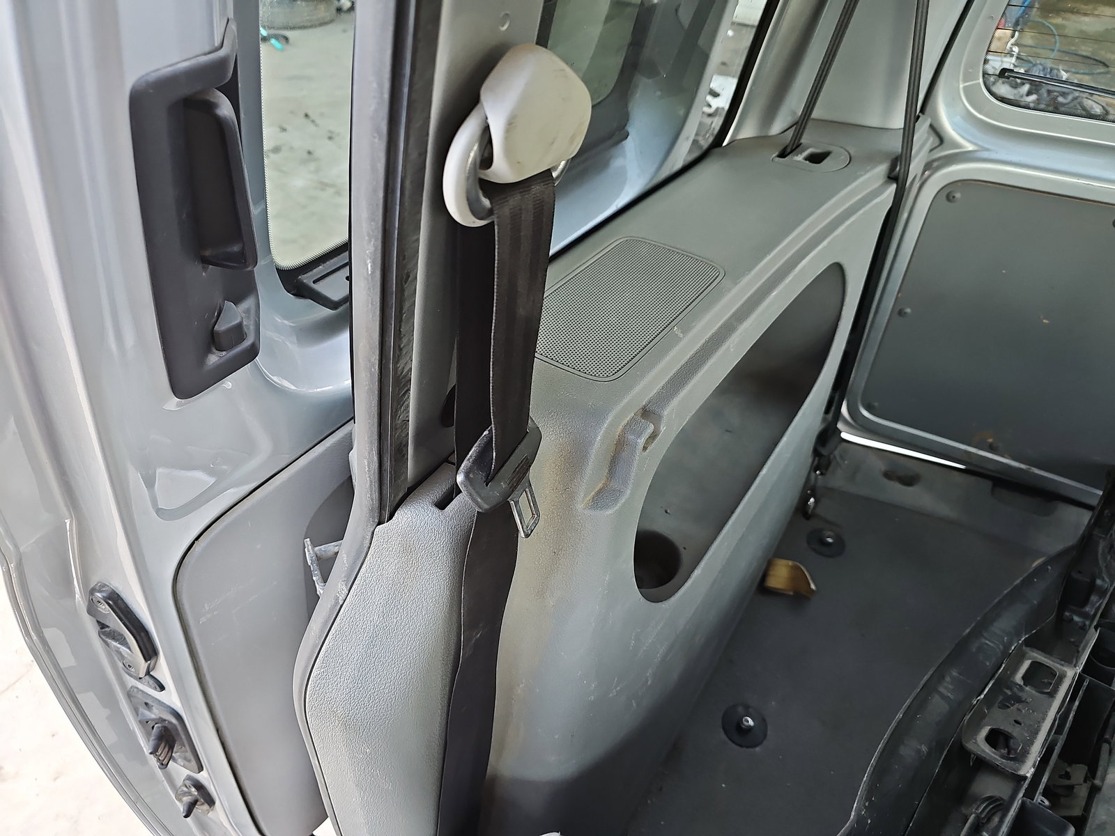 Centura dreapta spate Volkswagen Caddy 3 (2KA, 2KH) [Fabr 2004-2009] OEM