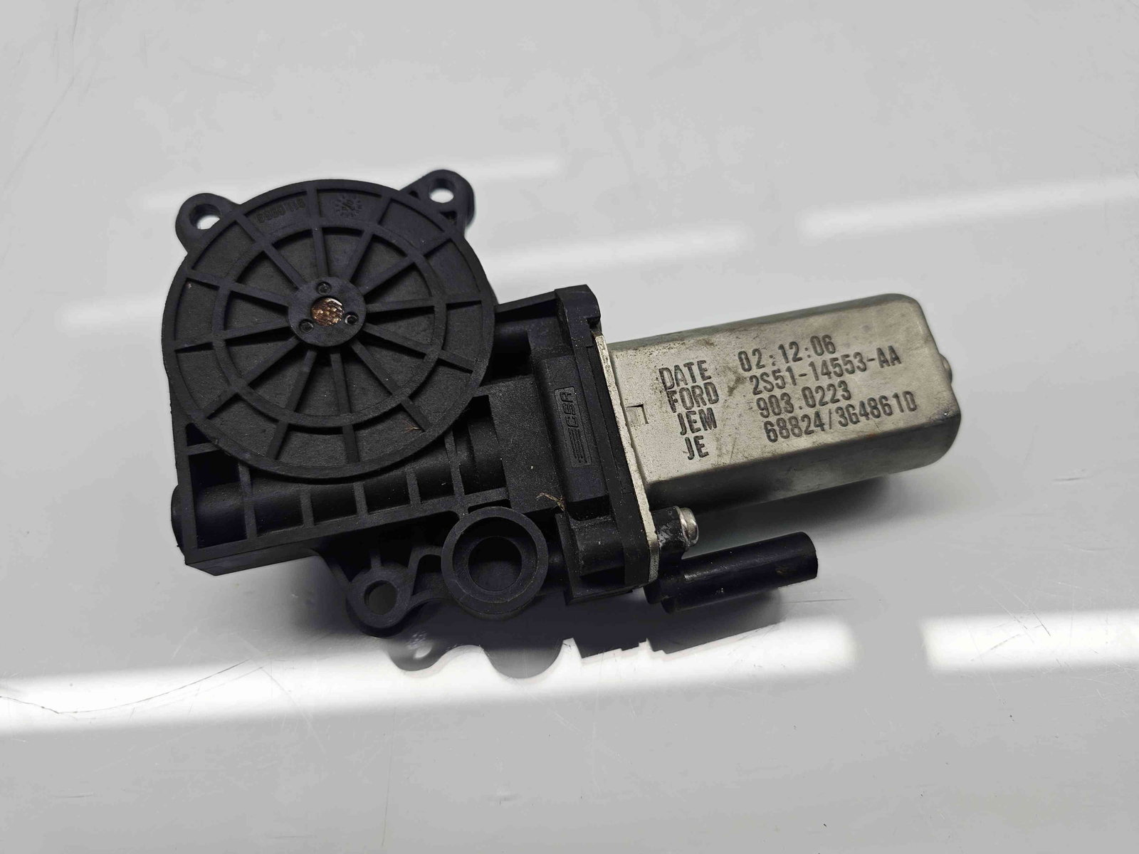 Motoras geam dreapta fata Ford Fiesta 5 [Fabr 2001-2010] 2S51-14553-AA - imagine 4