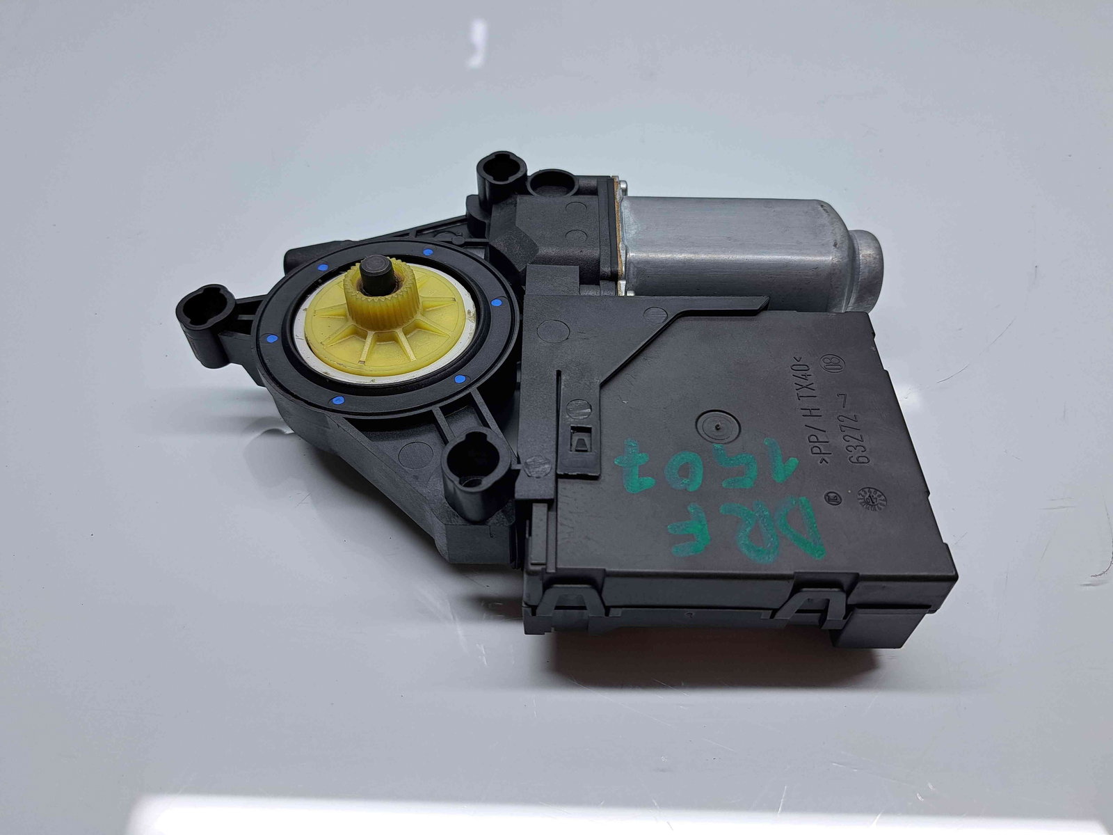 Motoras geam dreapta fata Volkswagen Caddy 3 (2KA, 2KH) [Fabr 2004-2009] 1T0959702D / 1K0959792J - imagine 1