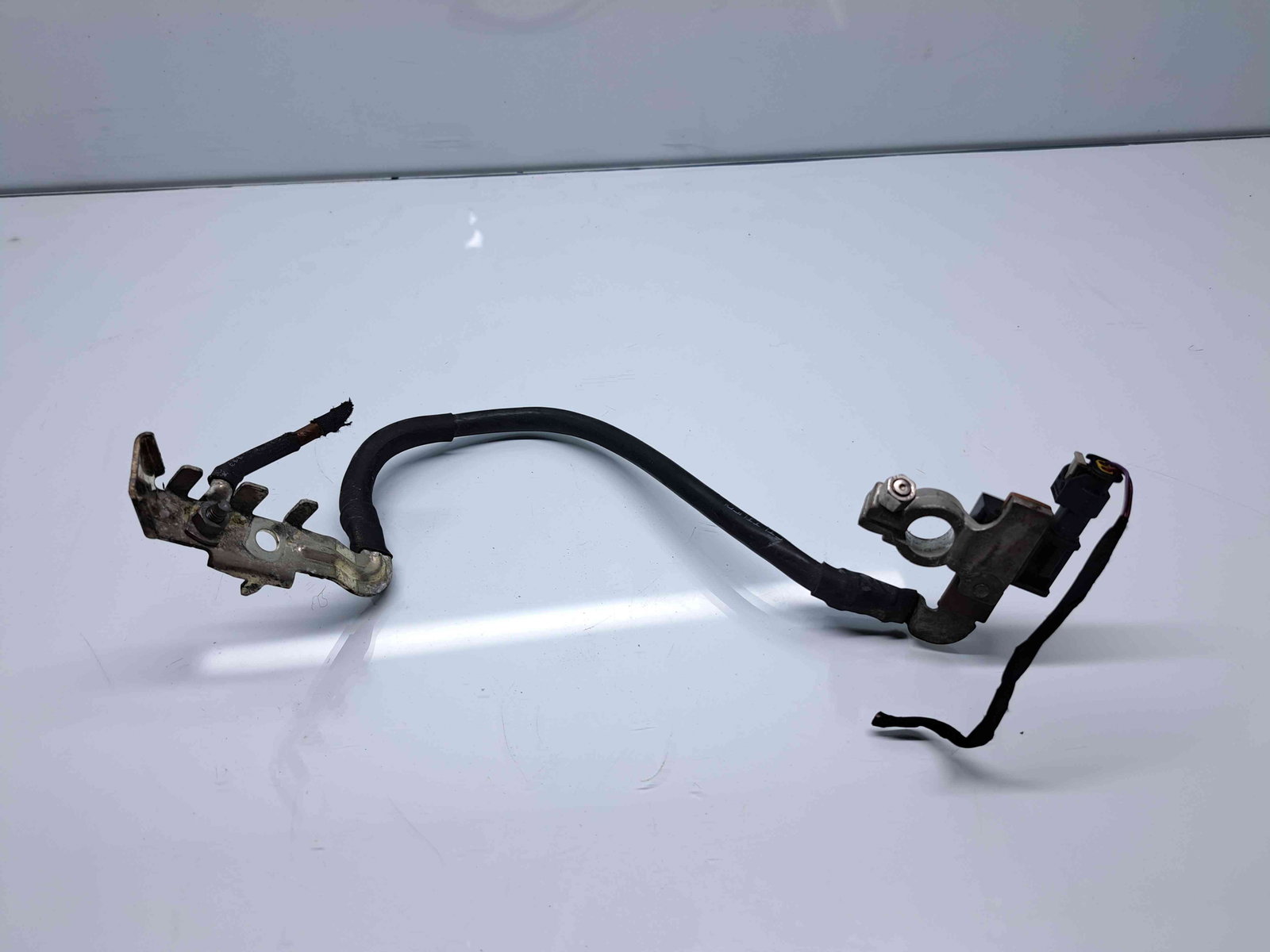 Borna baterie (-) VolkswagenGolf 7 (5G) [Fabr 2014-prezent] 5Q0915181C