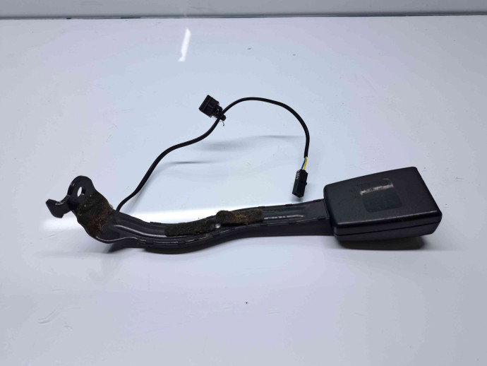  Capsa centura stanga fata Volkswagen Golf 6 (5K1) [Fabr 2009-2013] 1K4857755AB
